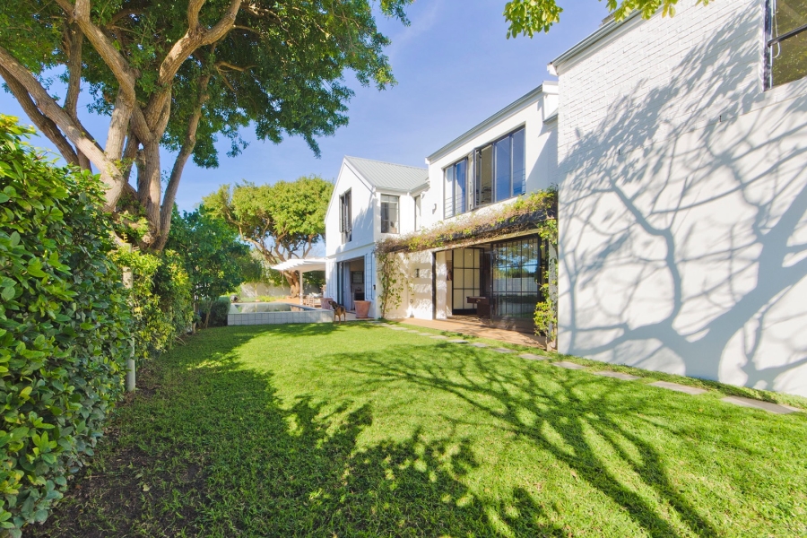4 Bedroom Property for Sale in Leisure Isle Western Cape